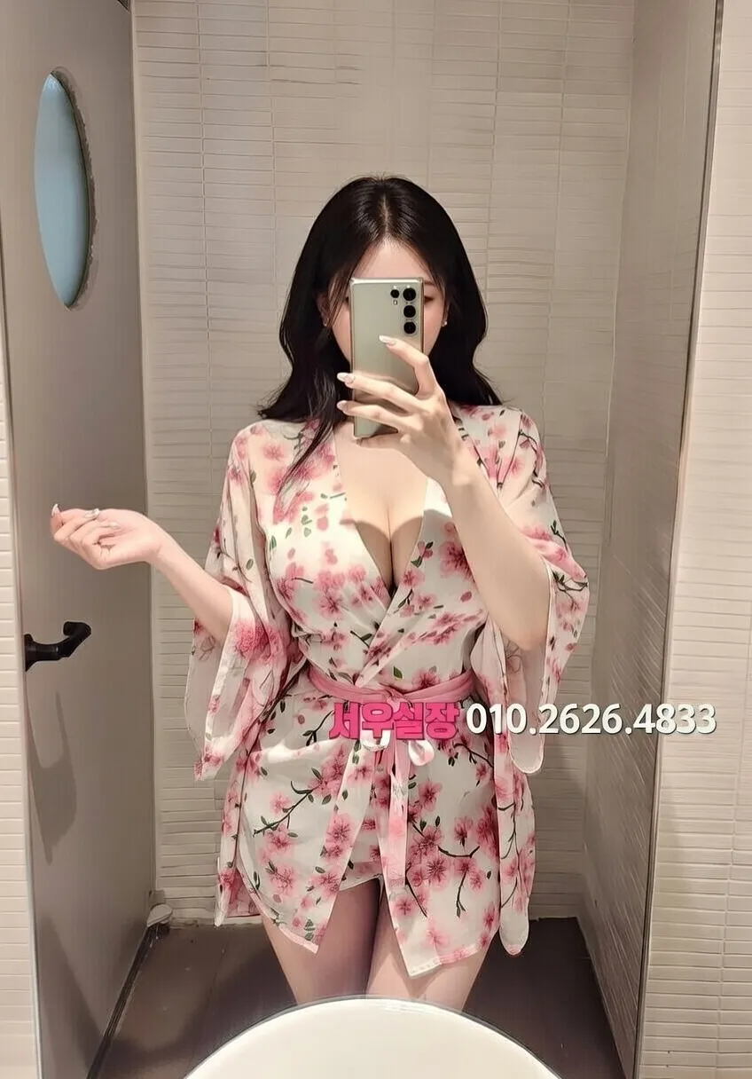 쌍용사거리 가라오케 프리미엄 라인업 33번 프로필